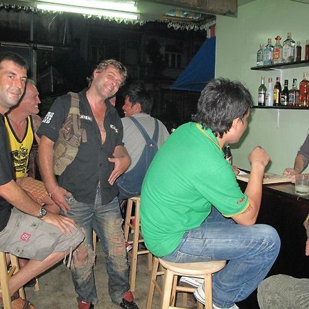 A.T Guesthouse Bangkok Kültér fotó